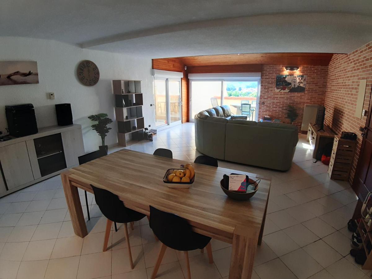 Superbe Appartement De 94M2 Avec Vue Sur Le Fort St Elme Collioure Luaran gambar
